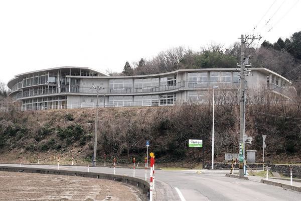 Renovated 5LDK House in Fukui City with New Kitchen & Bath - Thumbnail 3