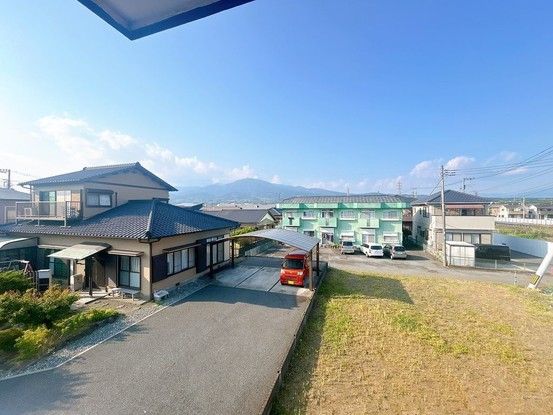4LDK Detached House in Numazu with Large Land - Thumbnail 2