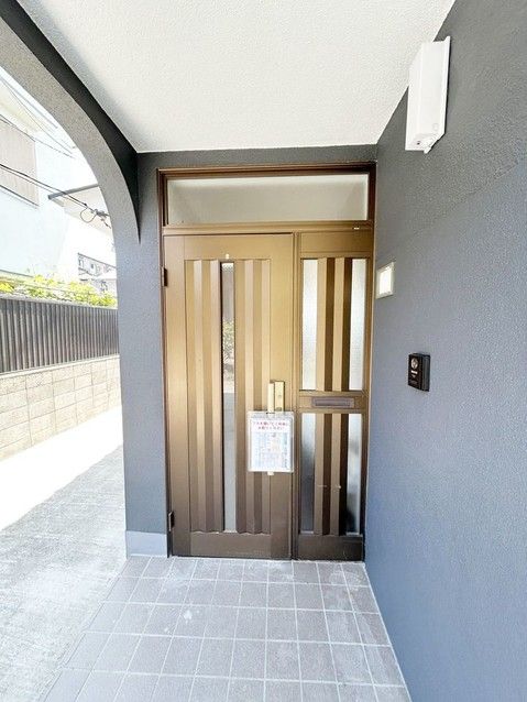 Renovated 2LDK House in Fukuyama, Hiroshima with Parking - Thumbnail 2
