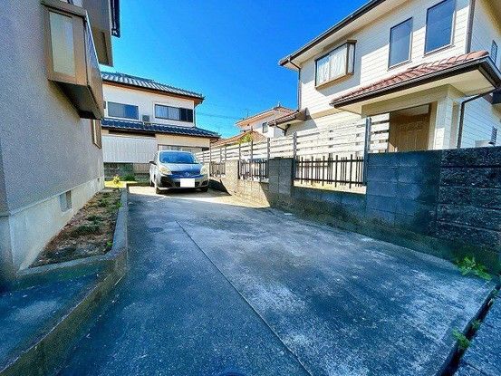 Renovated 4LDK House in Hamamatsu with Garden and Parking - Thumbnail 2
