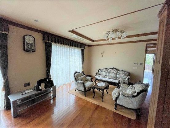 4SLDK House for Sale in Hosono, Kobayashi City, Miyazaki, 230 m² - Thumbnail 3