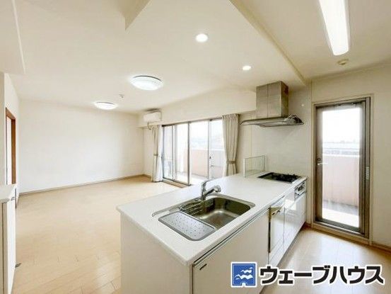 4LDK Apartment for Sale in Okayama City, Minami Ward - Thumbnail 4