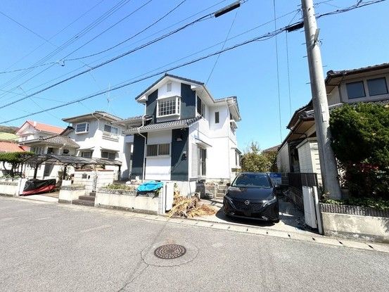 Renovated 4LDK House in Matsuyama, Ehime - Thumbnail 2