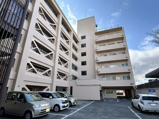 Korpo Fumiyama Mansion 2LDK Apartment for Sale in Koriyama - Thumbnail 2