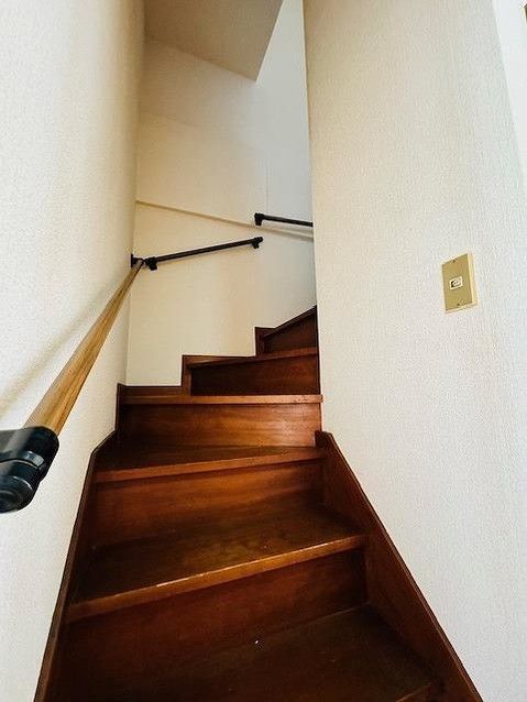 4DK Apartment for Sale in Nagasaki City, Nagasaki Prefecture - Thumbnail 3