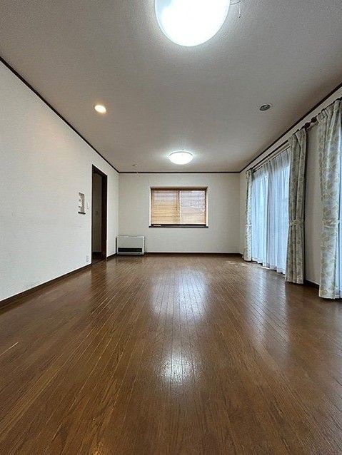 Renovated 5LDK House on Corner Lot in Natori, Miyagi - Thumbnail 3