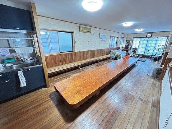 8LDK House for Sale Near Shin-Iwakuni Station, Iwakuni, Yamaguchi - Thumbnail 2
