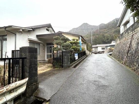 3LDK Renovated House in Kure City, Hiroshima - 90.52 sqm - Thumbnail 3