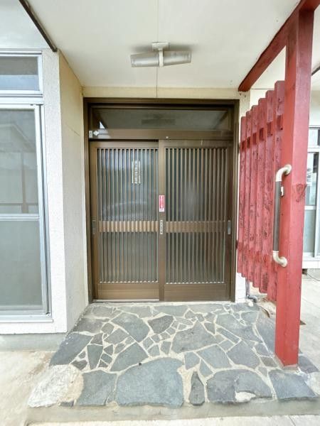 Renovated 4LDK House in Date City, Fukushima with Parking for 4 - Thumbnail 4