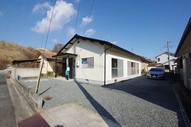 Renovated 3LDK House in Satosho Town, Okayama - 70.07 sqm - Thumbnail 2