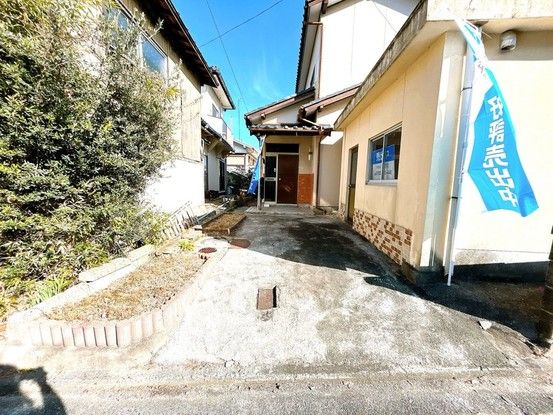 4DK House for Sale in Tsuzu, Iwakuni City, Yamaguchi - Thumbnail 3