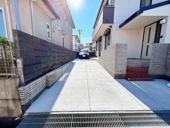 Renovated 4SLDK House for Sale in Hamamatsu, Shizuoka - Thumbnail 2