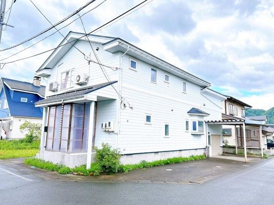 4SLDK Detached House for Sale in Yonezawa, Yamagata - Thumbnail 2