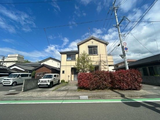 3LDK Detached House for Sale in Niihama, Ehime - Thumbnail 2