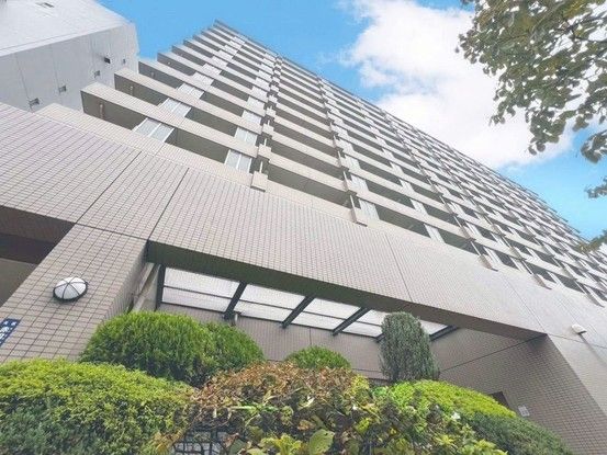 3LDK Apartment for Sale in Kita-ku, Tokyo - 72.45 sqm - Thumbnail 2