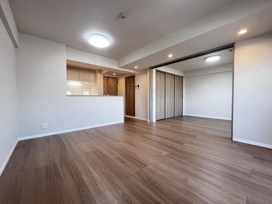 3LDK Apartment for Sale in Ikuno Ward, Osaka - Thumbnail 4