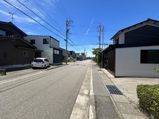 Renovated 2LDK House in Nonoichi, Ishikawa | 1949万円 - Thumbnail 3