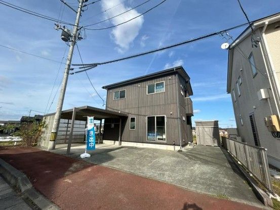 Renovated 4LDK House in Kitakami, Iwate | Move-in Ready - Thumbnail 2