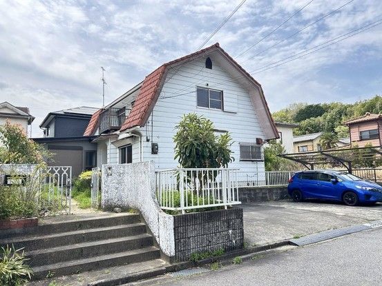 Renovated 4LDK House in Konan City, Shiga - 119.77 sqm - Thumbnail 3