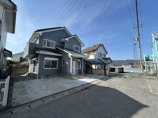 Renovated 4LDK House in Kamiita-cho, Tokushima - 98.36 sqm - Thumbnail 3