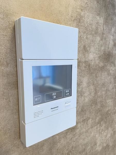 Renovated 4LDK Apartment in Sapporo, Nishi Ward | 91m² - Thumbnail 3