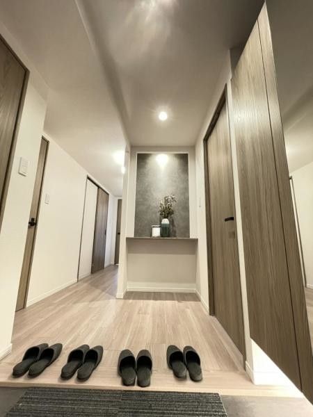Renovated 4LDK Apartment in Sapporo, Nishi Ward | 91m² - Thumbnail 4
