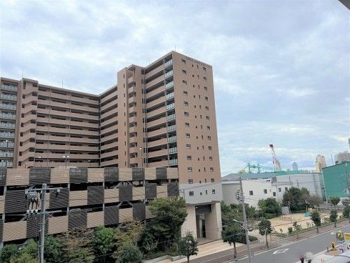 Harumo City 2LDK Apartment for Sale in Osaka Nishiku Ward - Thumbnail 2
