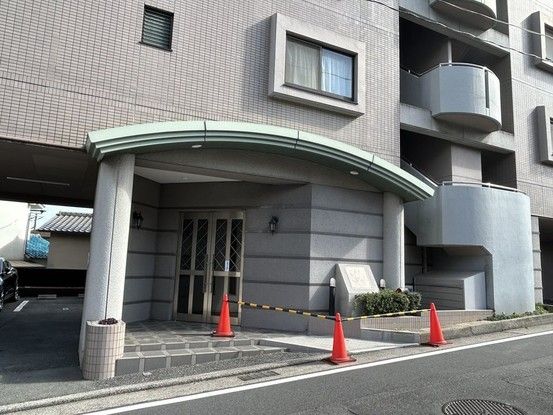 Renovated 3LDK Apartment for Sale in Hiroshima Nishi Ward - Thumbnail 3