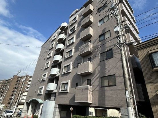 Renovated 3LDK Apartment for Sale in Hiroshima Nishi Ward - Thumbnail 2
