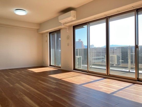 3LDK Apartment for Sale in Sanbancho, Matsuyama, Ehime - Thumbnail 4