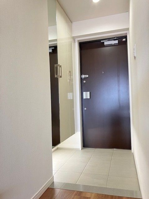 3LDK Apartment for Sale in Sanbancho, Matsuyama, Ehime - Thumbnail 2