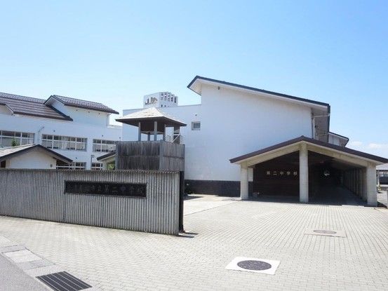 Renovated 3LDK House in Aizuwakamatsu, Fukushima - Thumbnail 2