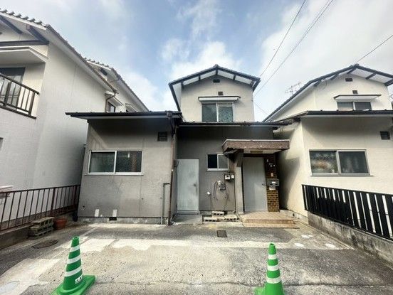 Used 4DK House for Sale in Fuchu Town, Hiroshima - 72.18m² - Thumbnail 2