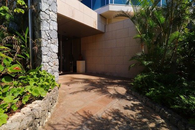 Ocean View 3LDK Apartment for Sale in Naha, Okinawa - Thumbnail 2