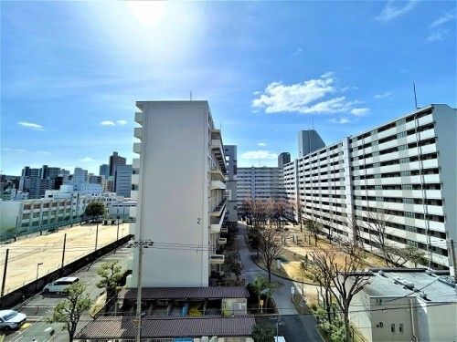 3LDK Apartment for Sale in Osaka Kita Ward 67.63 sqm - Thumbnail 2