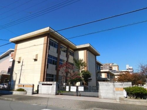 3LDK Apartment for Sale in Numazu, Shizuoka, 77.44 sqm - Thumbnail 4