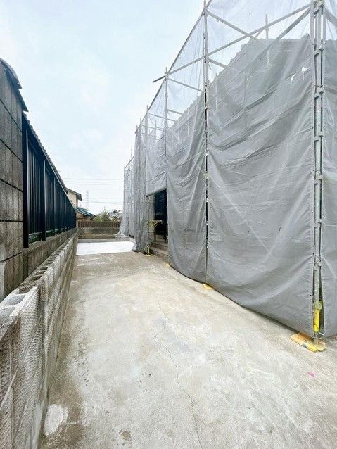 Spacious 5LDK Renovated House in Gifu City, Gifu - Thumbnail 3