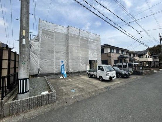 Renovated 4LDK House with 6 Car Parking in Tsu, Mie - Thumbnail 2