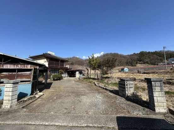 5SDK Detached House for Sale in Hokuto City, Yamanashi - Thumbnail 3