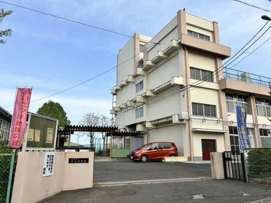Renovated 5SLDK House in Sendai Aoba Ward with Garden - Thumbnail 3
