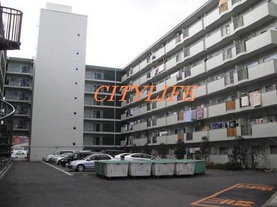 Renovated 2LDK Apartment for Sale in Minami Ward, Kyoto - Thumbnail 2