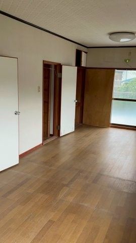5K Detached House for Sale in Kagoshima City, Kagoshima - Thumbnail 3