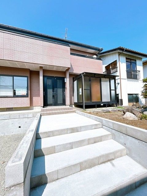 Renovated 5SLDK House in Iwanuma, Miyagi - 164.26 sqm - Thumbnail 2
