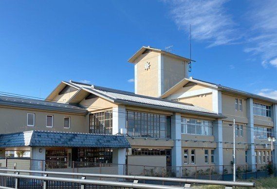 Renovated 5SLDK House in Iwanuma, Miyagi - 164.26 sqm - Thumbnail 3