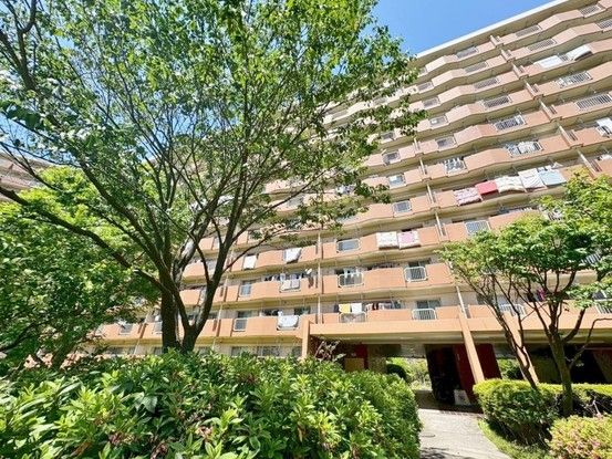 3LDK Apartment for Sale in Urayasu, Chiba - 74.76 sqm - Thumbnail 3