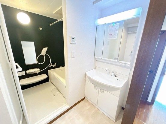 Renovated 3DK Apartment Near Tsuchiura Station, Ibaraki - Thumbnail 4