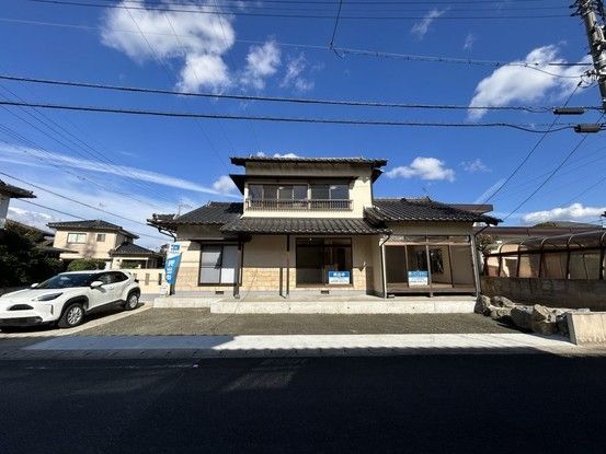 Renovated 4LDK House in Izumo, Shimane - 115.8 sqm - Thumbnail 2