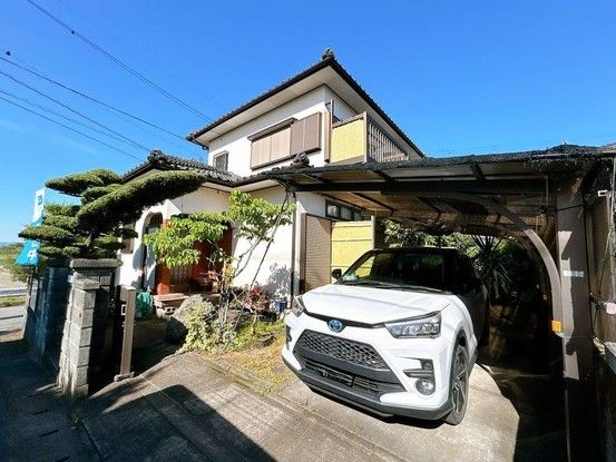 4LDK Detached House for Sale in Kurume, Fukuoka - Thumbnail 2