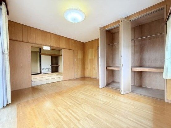 8DK House in Nara City with 286 sqm Land - Thumbnail 4