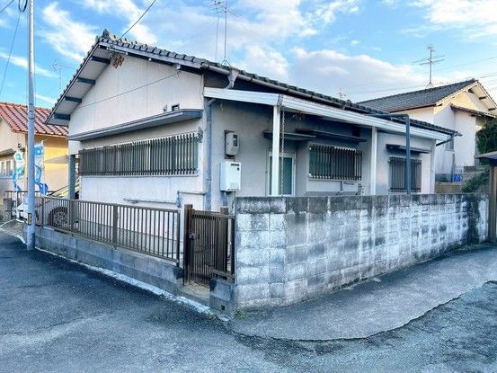 3DK Detached House in Yamaga, Kumamoto - 57.73 sqm on 167.07 sqm Land - Thumbnail 2